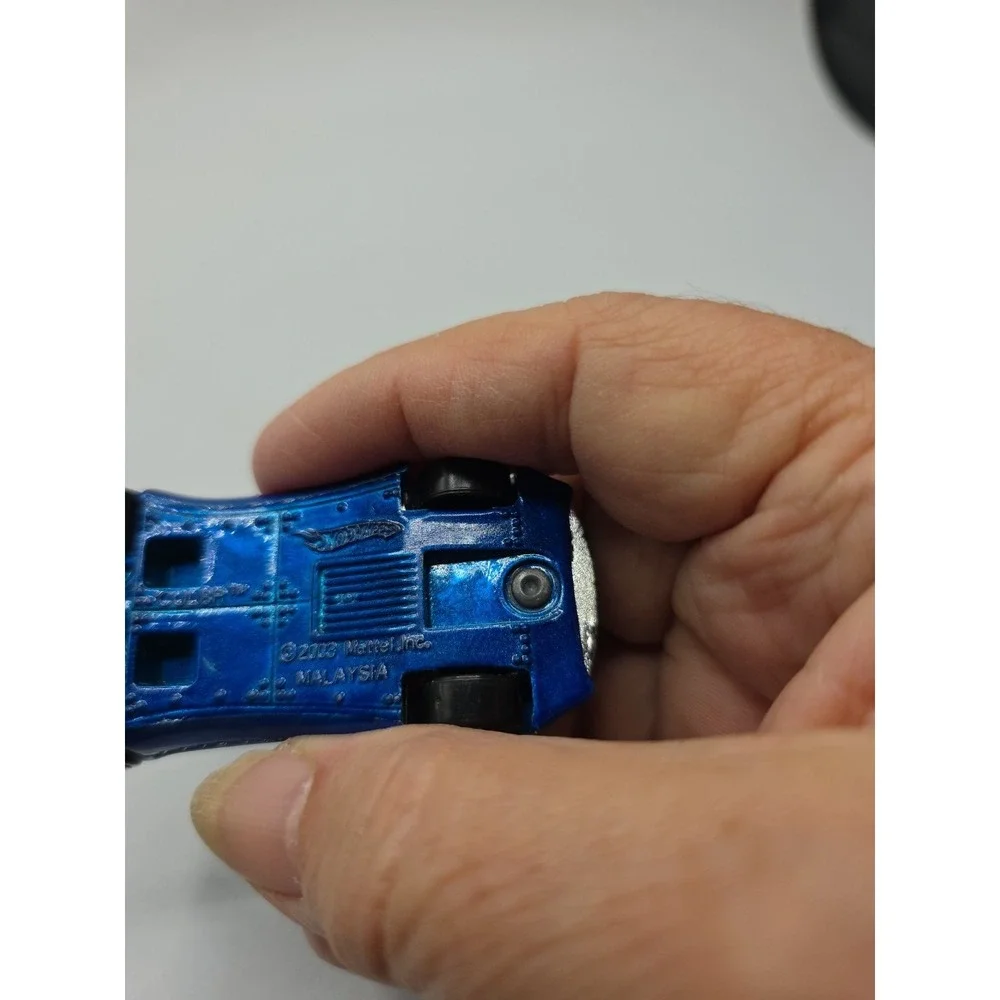 Hot Wheels 2006 Treasure Hunt Cul8r Spider Blue Excellent Condition 3